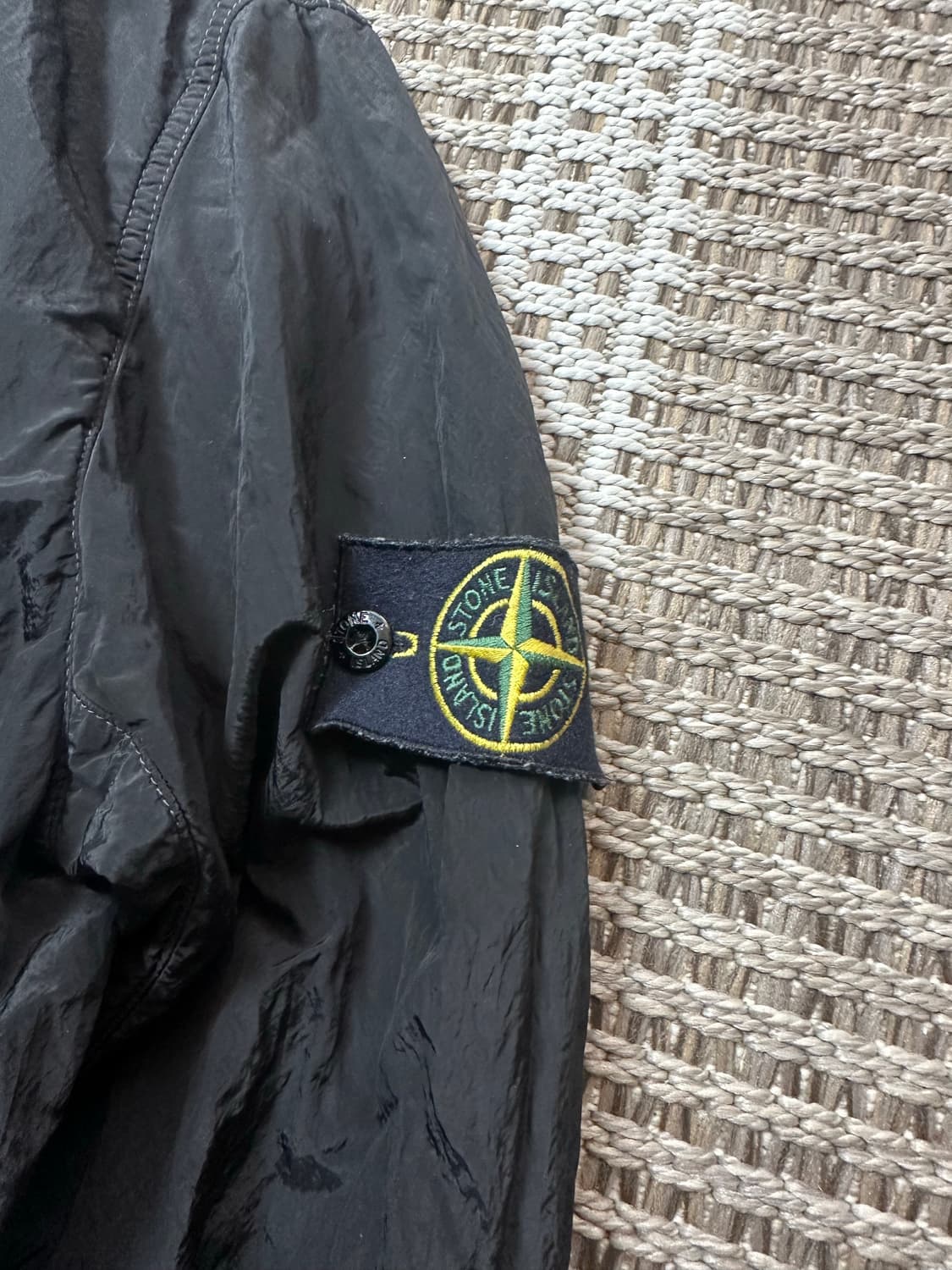 스톤아일랜드 나일론 메탈 후드 바람막이 블랙 95 상품이미지4