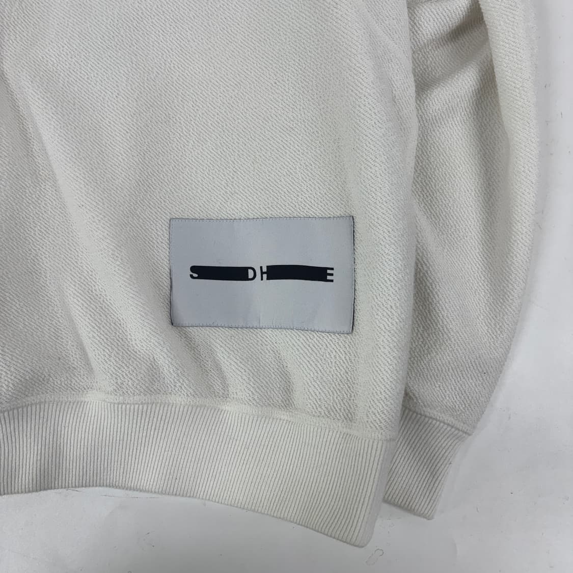 솔리드옴므 리버시블 맨투맨 상품이미지3