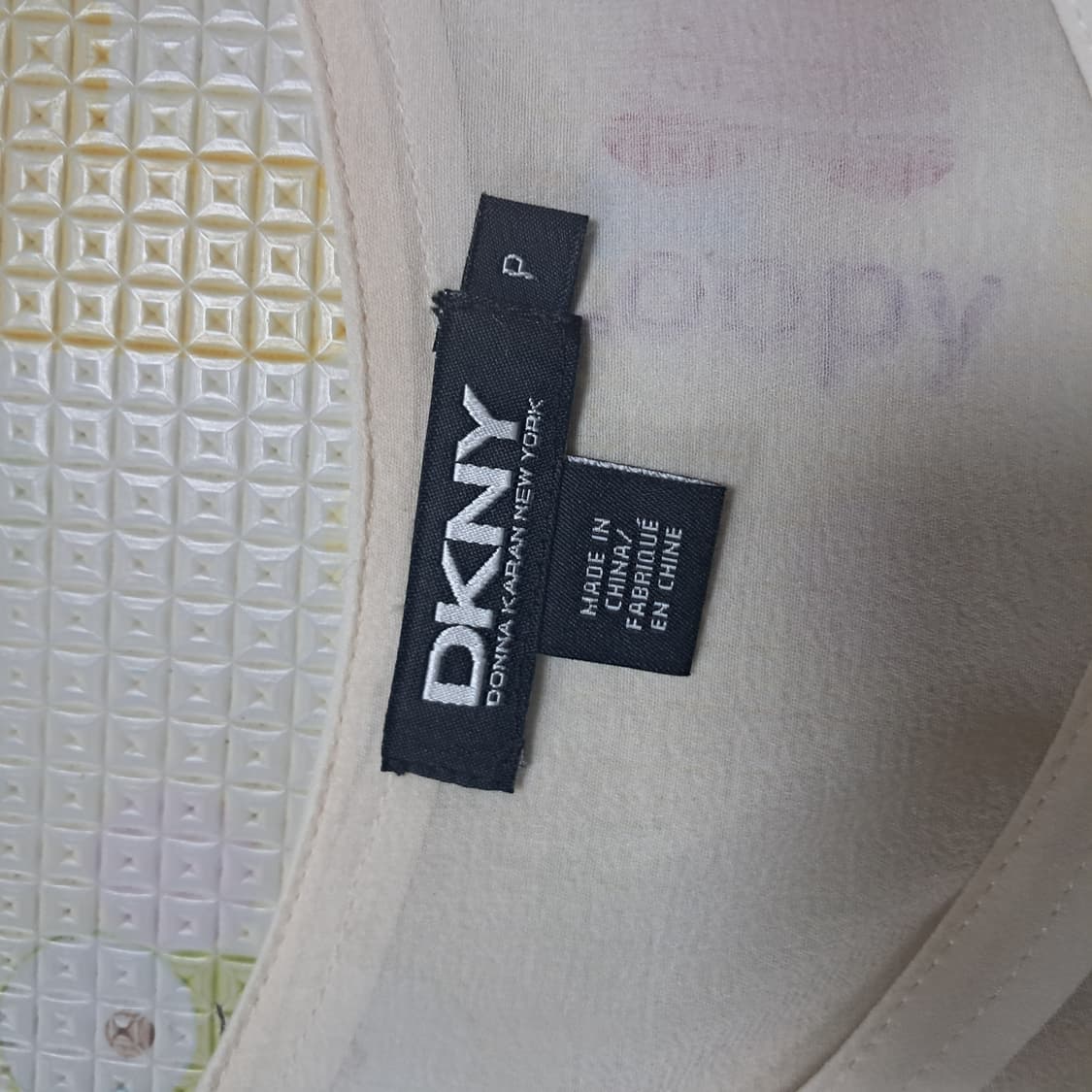 DKNY 실크 반팔블라우스 P(55~66) 상품이미지6