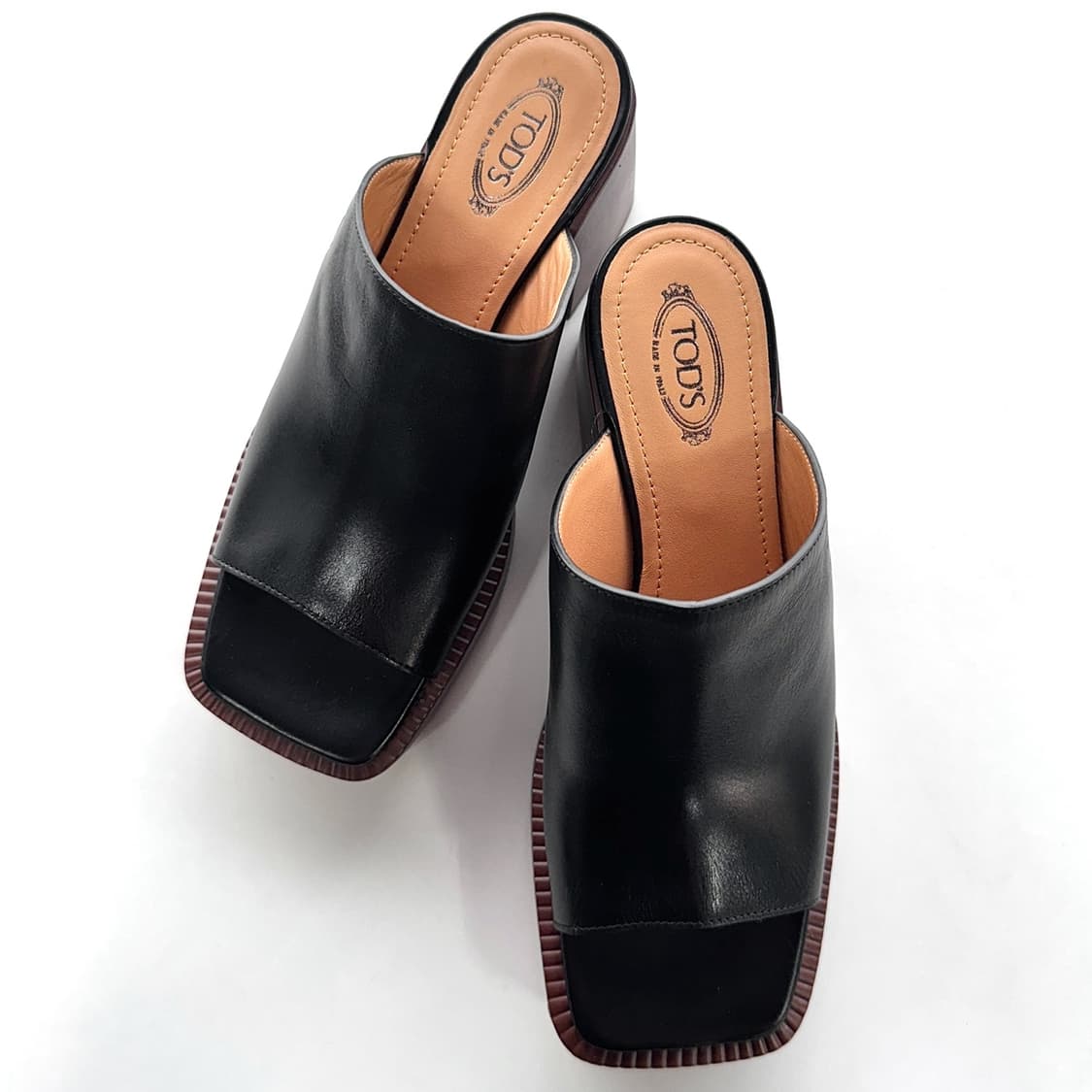 토즈 TODS 23SS 스퀘어 샌들 뮬 상품이미지2