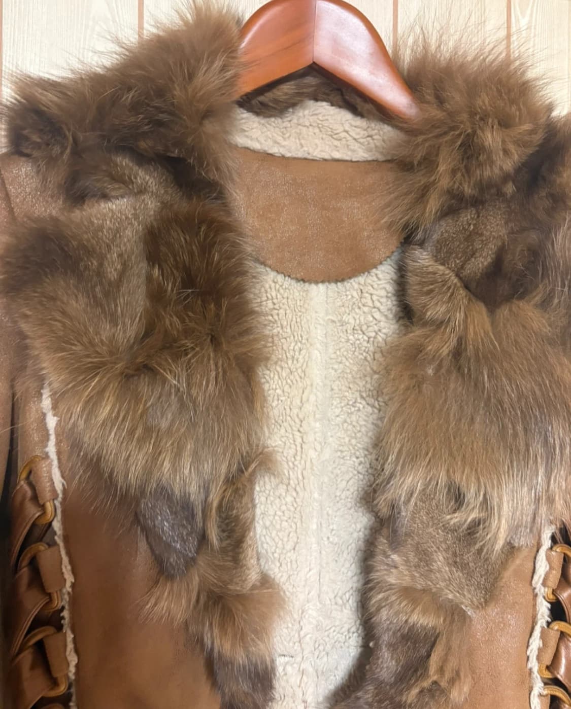 JOINUS 폭스털 트리밍 코트 상품이미지3