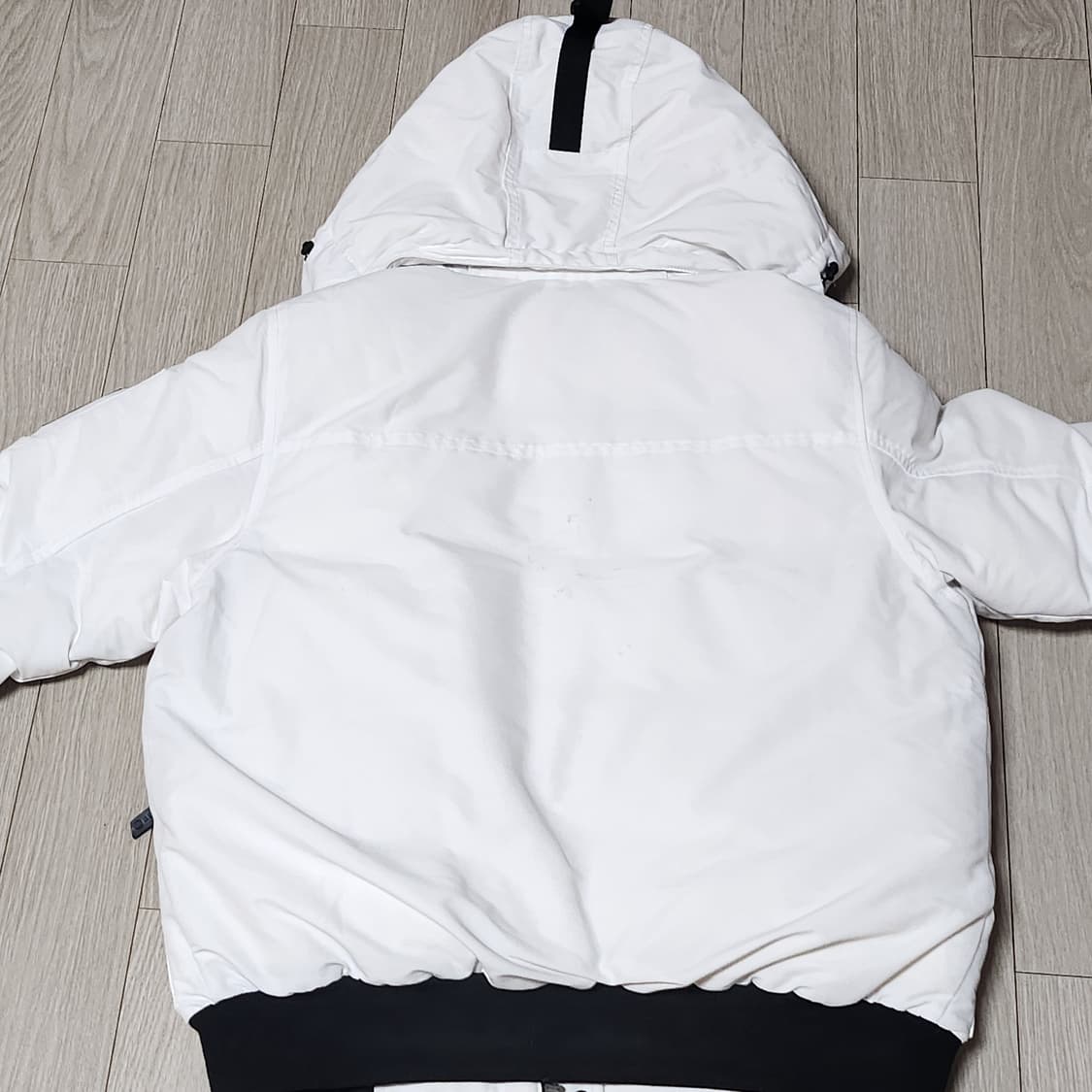 《새상품》빈폴 화이트 덕다운 패딩 (남녀공용) 상품이미지7