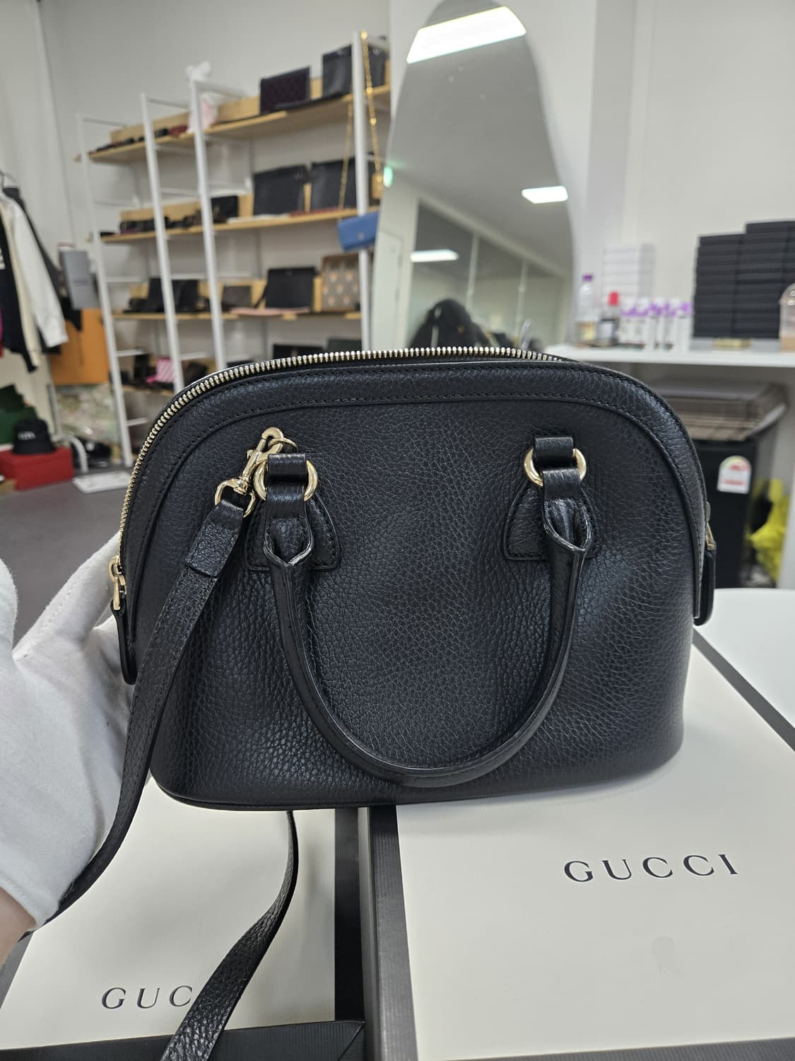 [A급컨디션]구찌 인터로킹 숄더백 상품이미지4