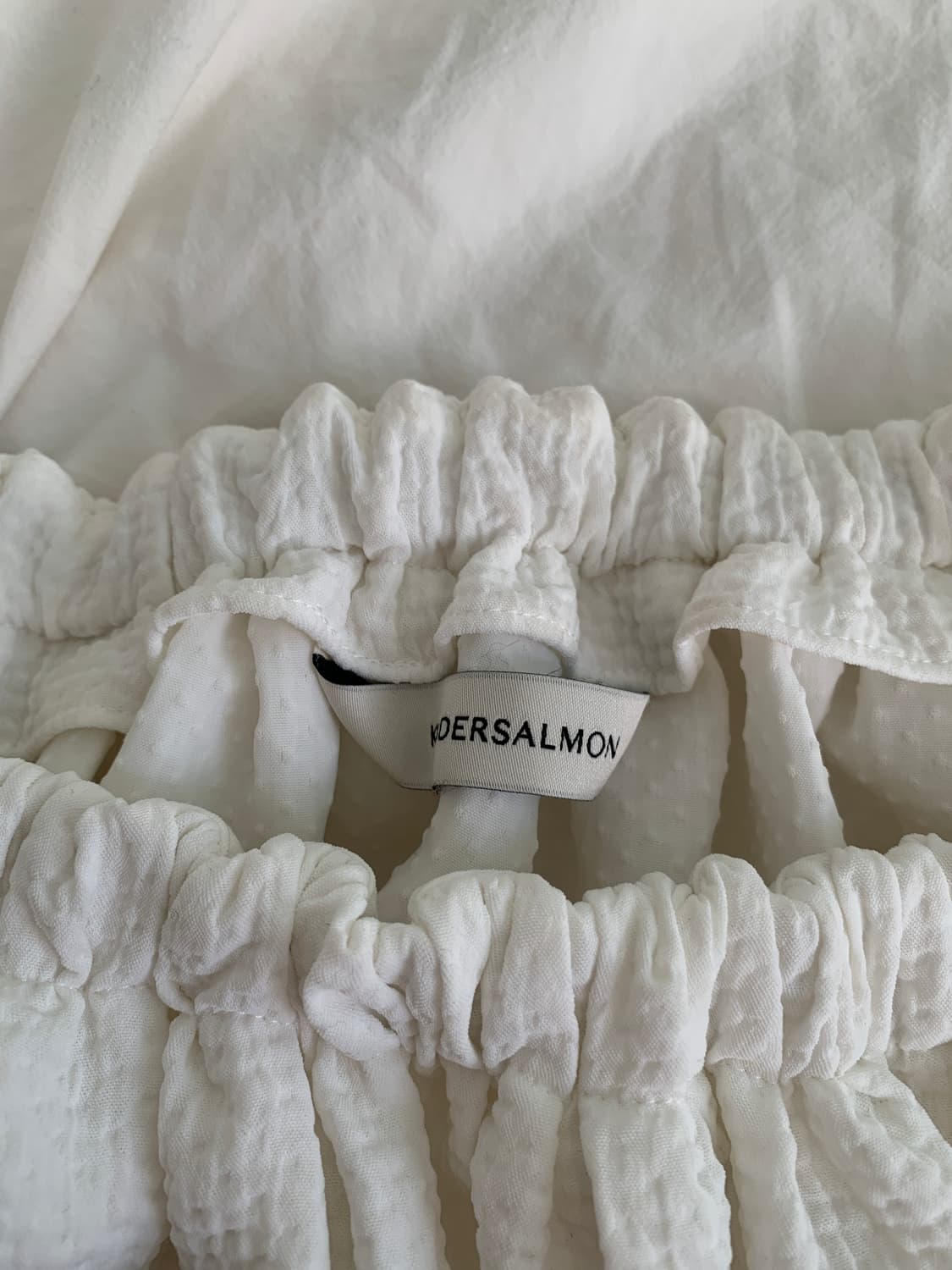 킨더살몬 Volume Blouse White 상품이미지7