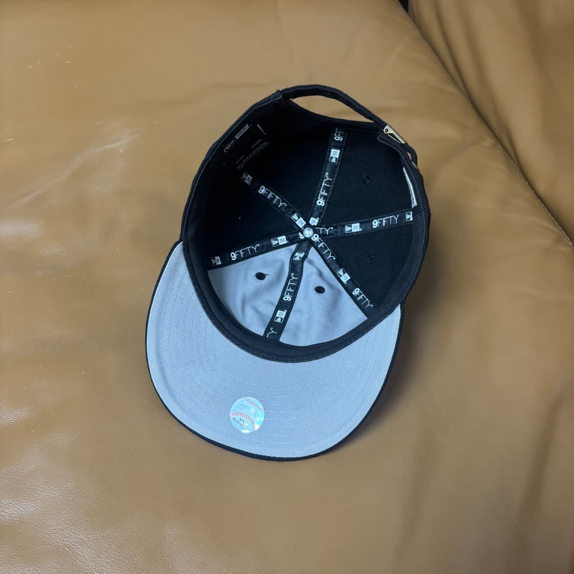 Beams 빔즈 x 뉴에라 뉴욕 메츠 9Fifty 블랙 6패널 볼캡 모자 상품이미지6