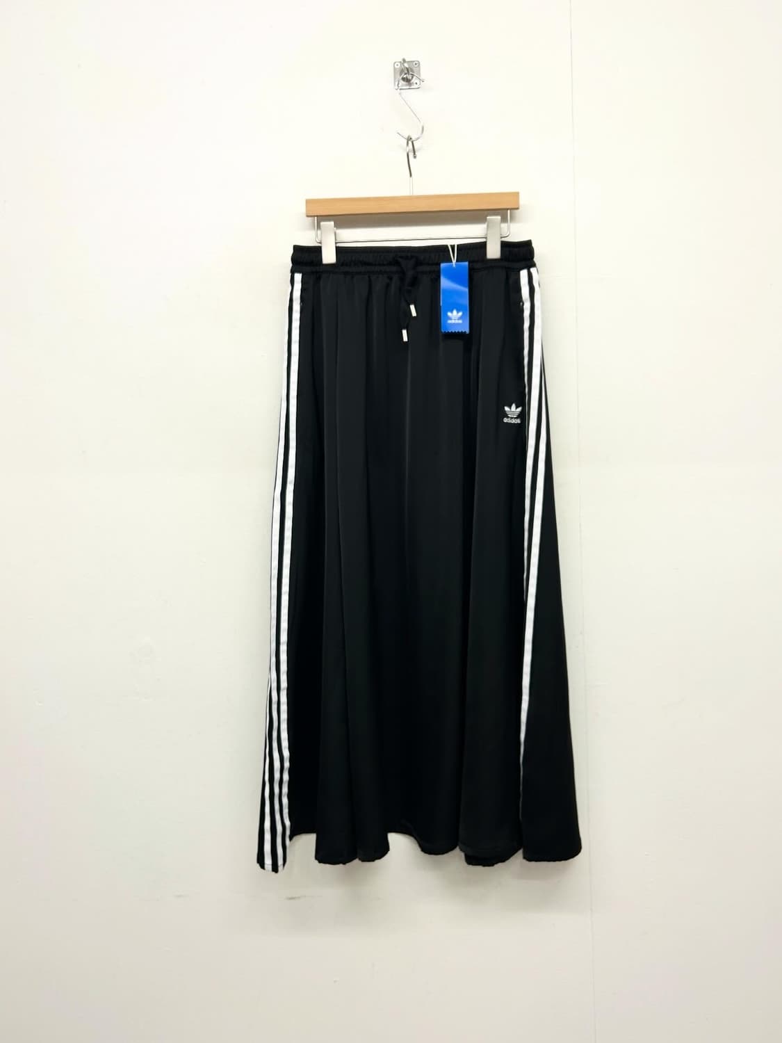 아디다스 삼선 맥시 스커트 상품이미지1