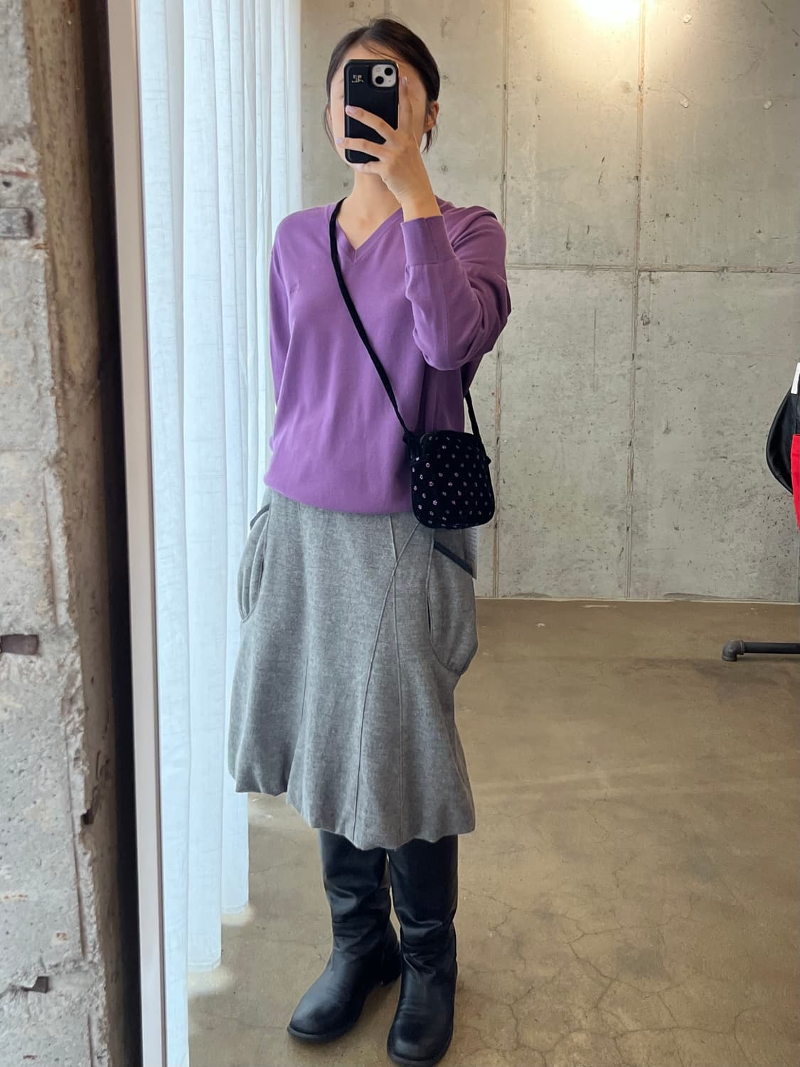 도트 패턴 벨벳 미니백  상품이미지4