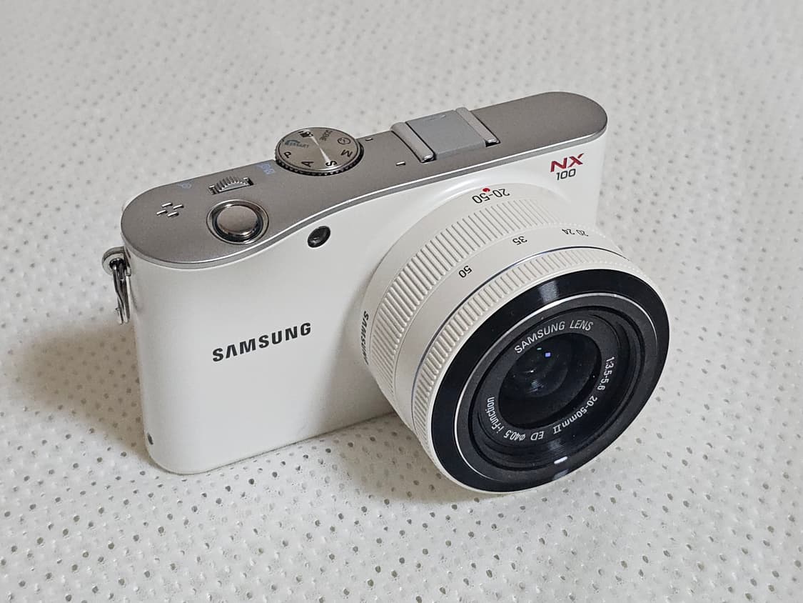 삼성 NX100 미러리스 카메라 상품이미지1