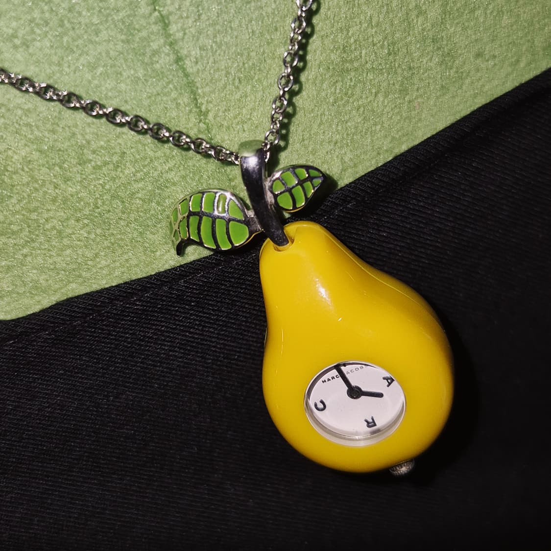 마크제이콥스 빅 서양배 시계 목걸이 상품이미지8