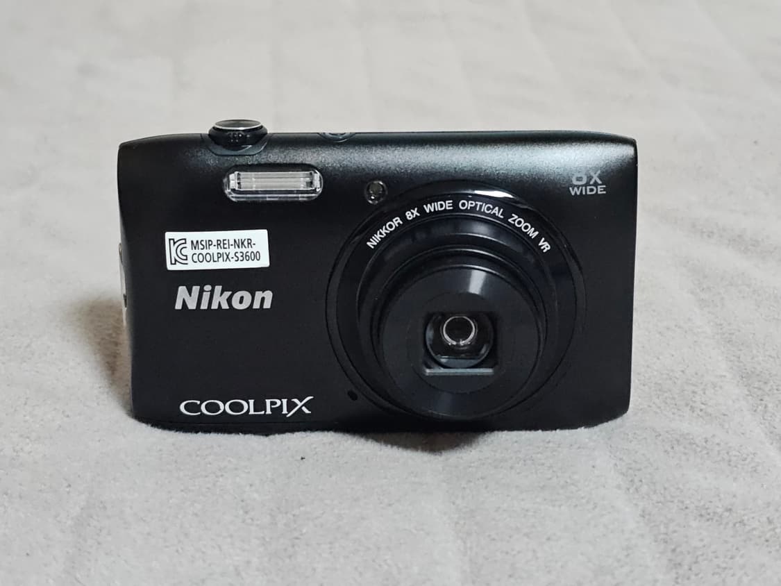 니콘 COOLPIX S3600 블랙 색상 디지털 카메라 상품이미지1