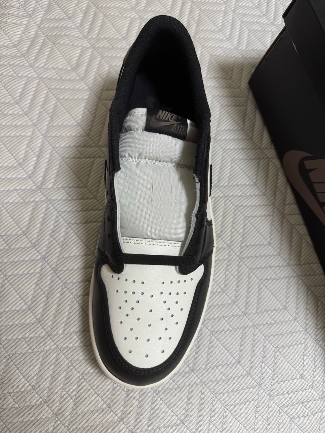 [290]나코탭 나이키 조던 1 로우 모카 팔아요 상품이미지2