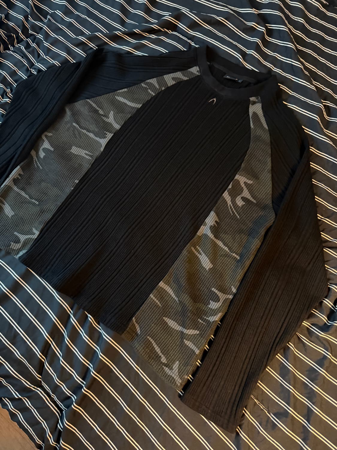Side Camo Raglan Long Sleeve (Black) 상품이미지2