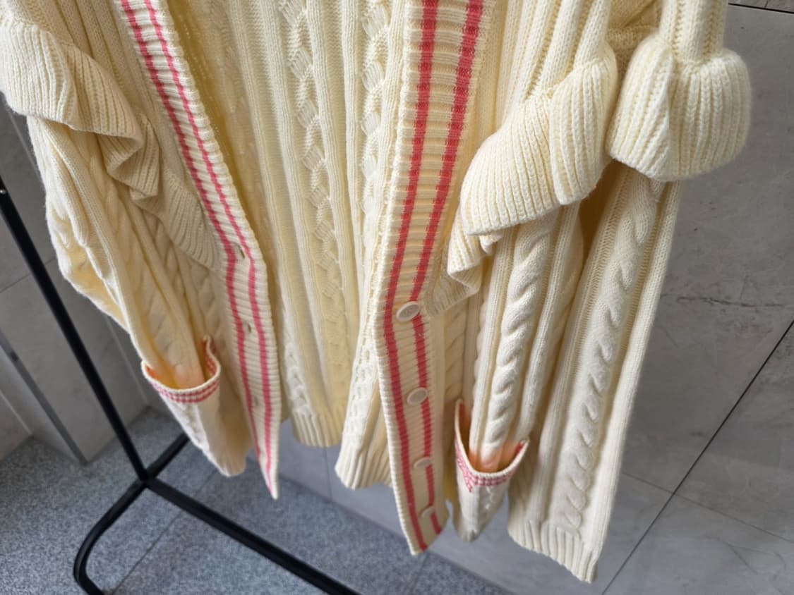 로라로라 정품 프릴니트가디건 상품이미지4