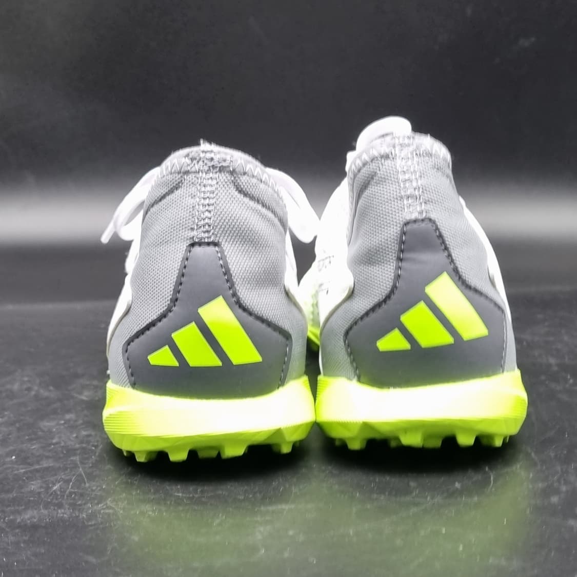 아디다스 프레데터  에큐러시3 풋살화 230 상품이미지4