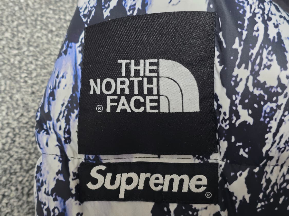 [M] 슈프림 노스페이스 설산 마운틴 발토로 패딩 다운 자켓 상품이미지7