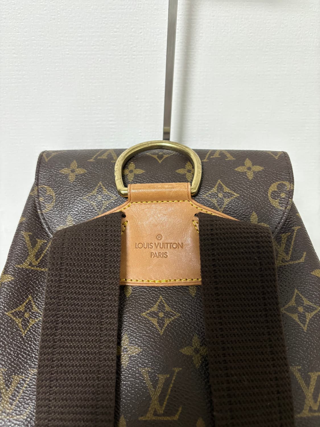 루이비통 몽수리 백팩 gm 상품이미지6