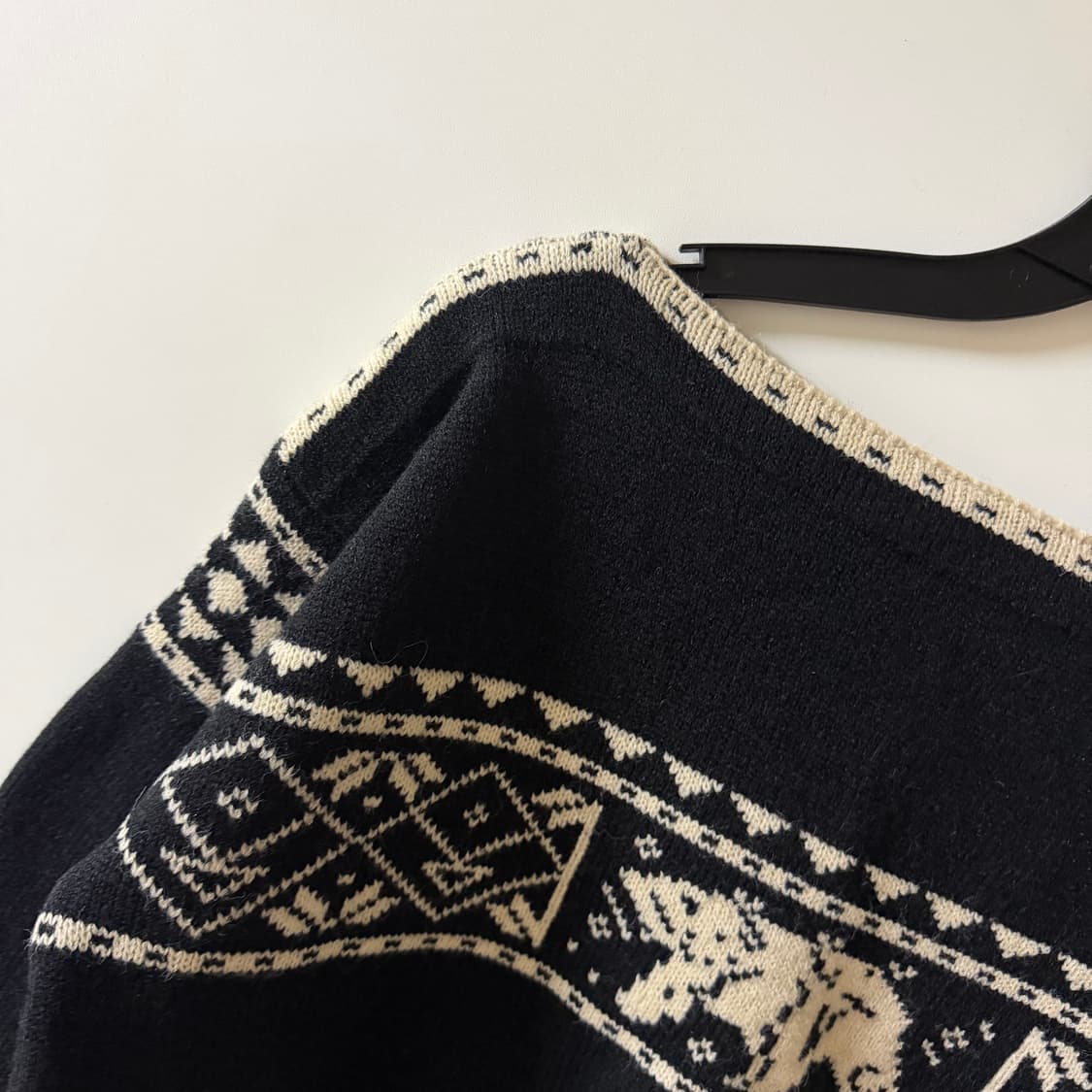 새상품 여자 입술넥 노르딜 니트 상품이미지2