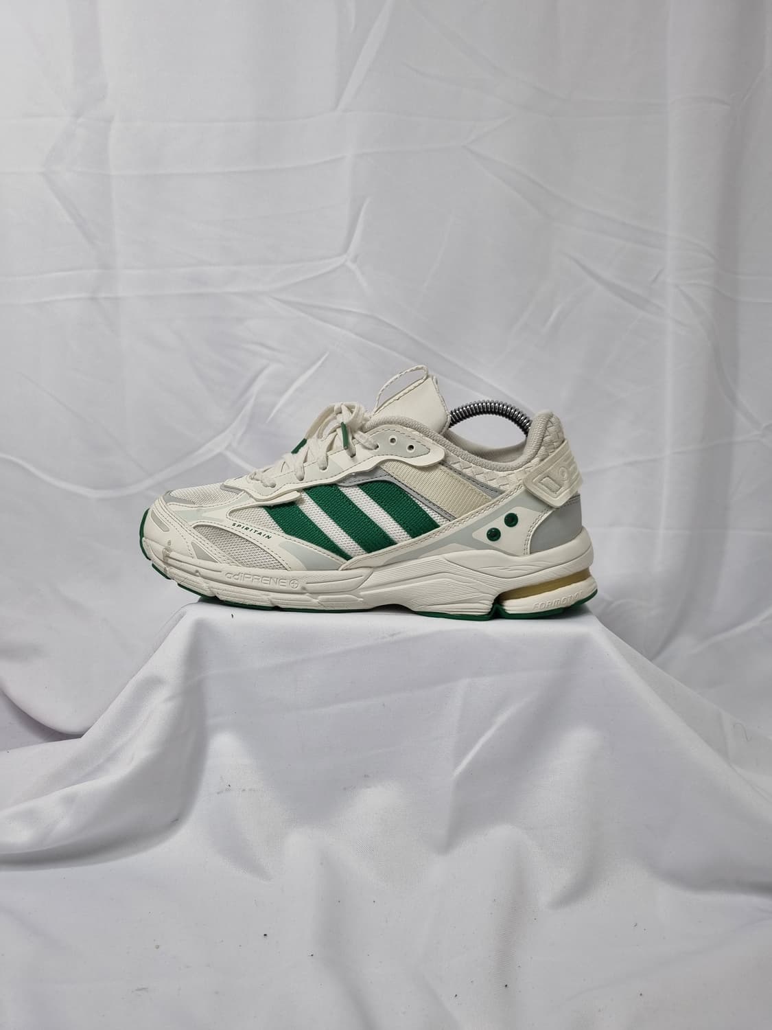 265 아디다스 스피리테인 2000 스니커즈  상품이미지1