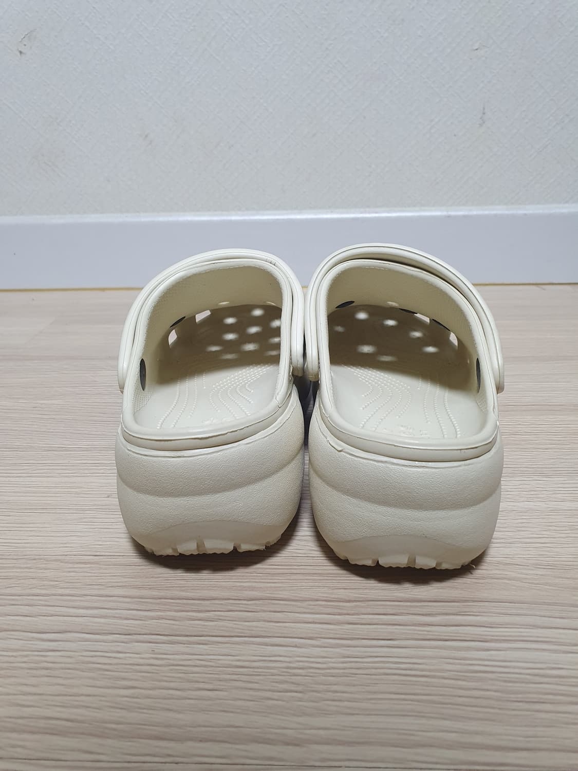 크록스 클래식 플랫폼 샌들 슬리퍼 240 상품이미지5