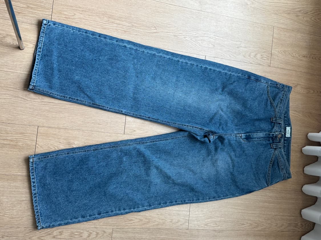 [L] 호이테(HEUTE) 워시드 데님 - 2회 착용, 실루엣 예술인 극 상품이미지6