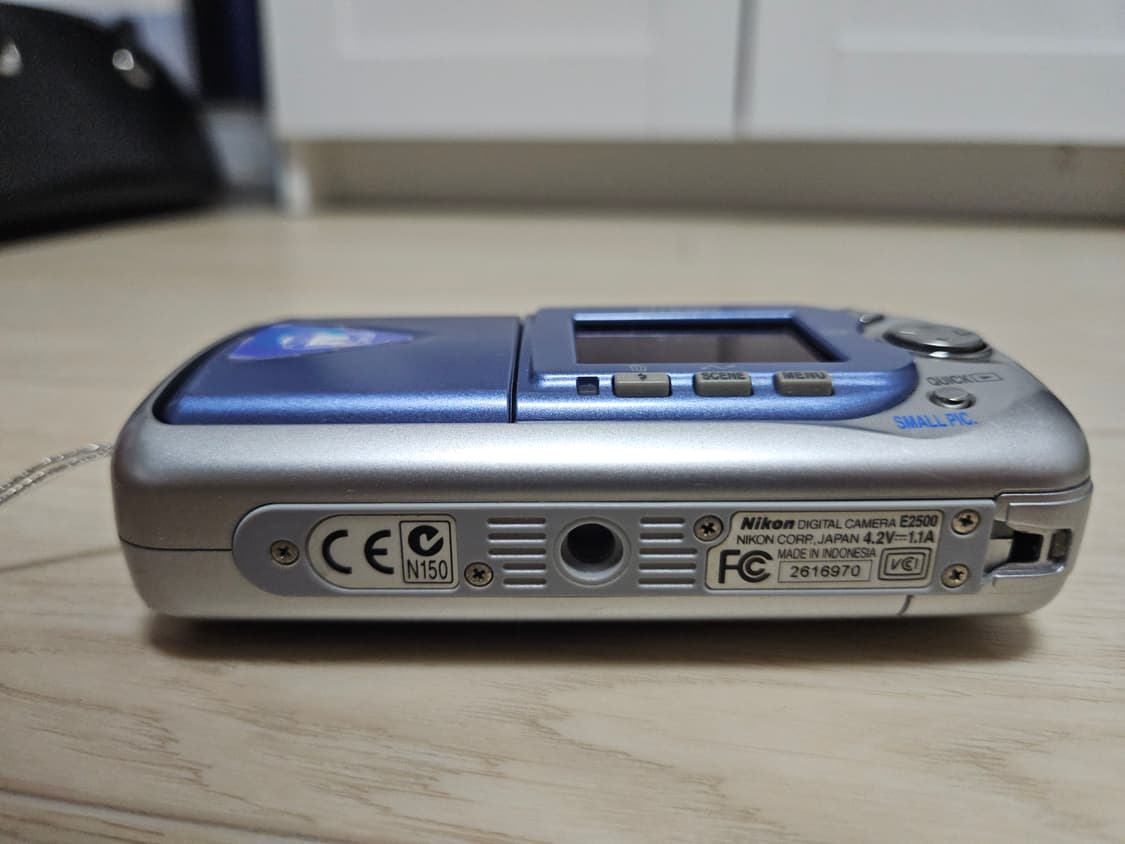 니콘 쿨픽스2500 상품이미지3