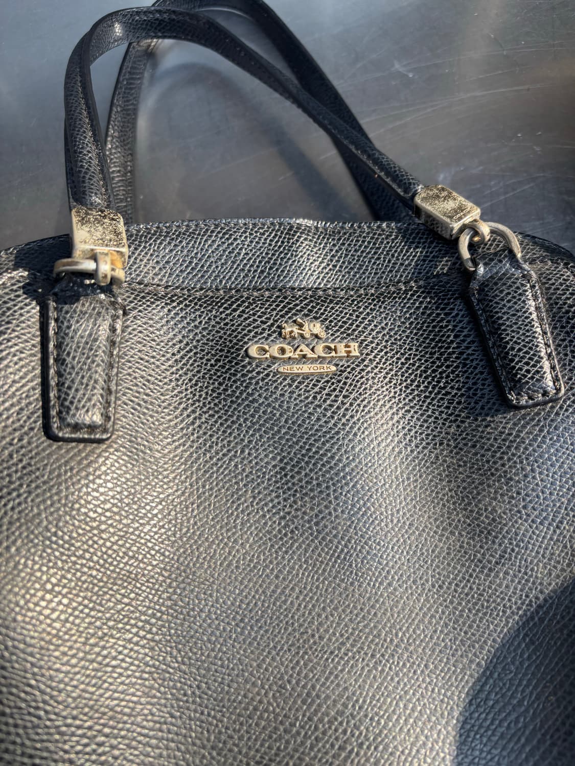 Coach 클래식 블랙 레더 토트백  상품이미지2