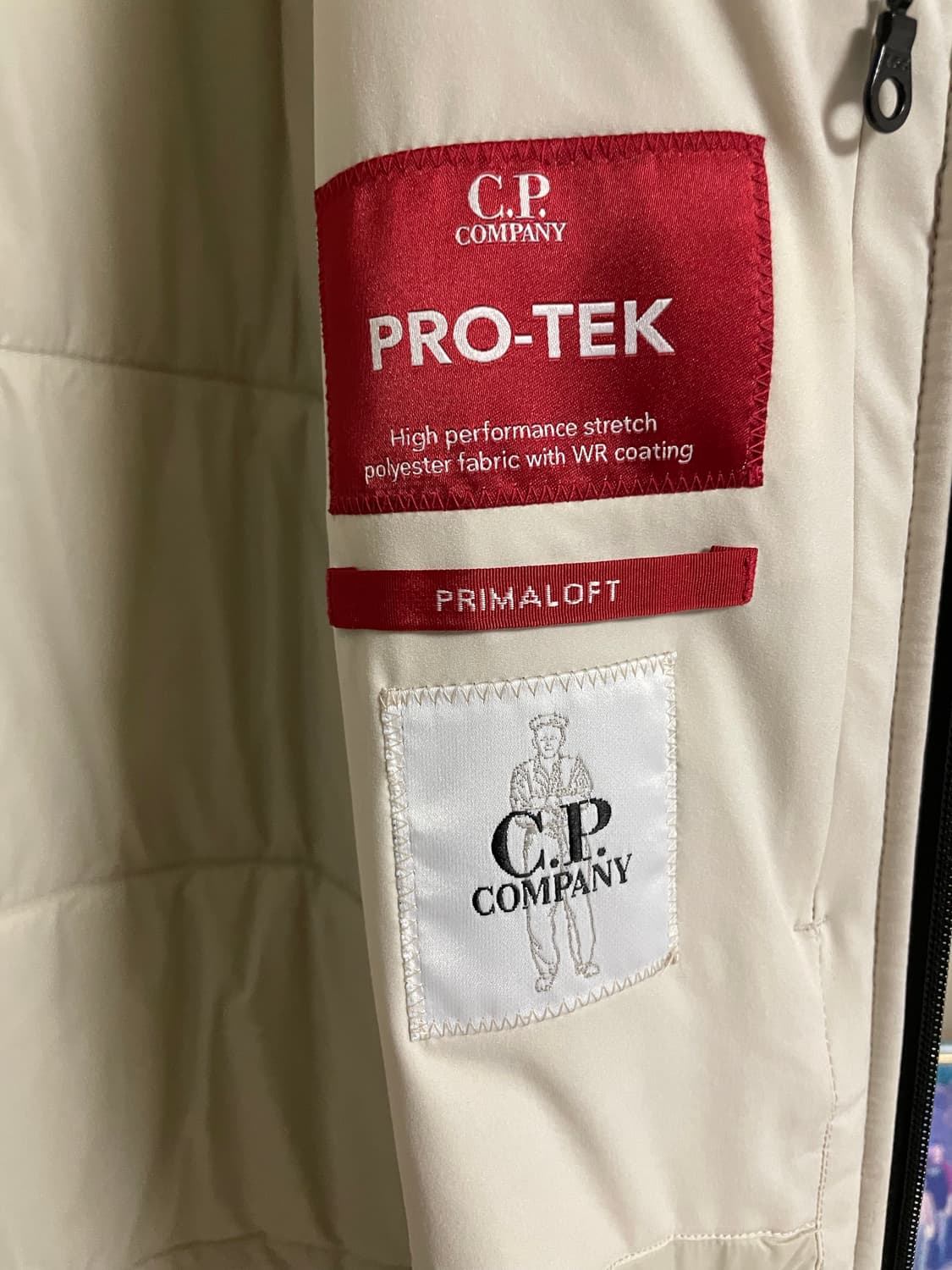 Cp컴퍼니 경량패딩 상품이미지2