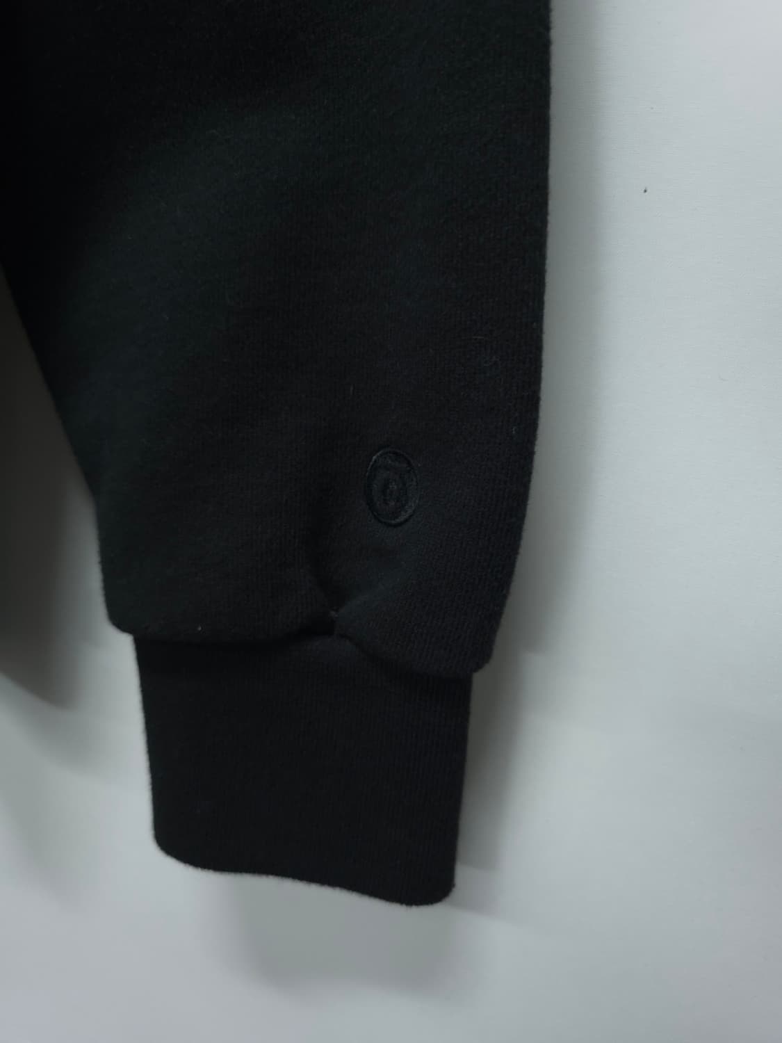 [커버낫] 아치 로고 오버핏 맨투맨 블랙 (M사이즈) 상품이미지5