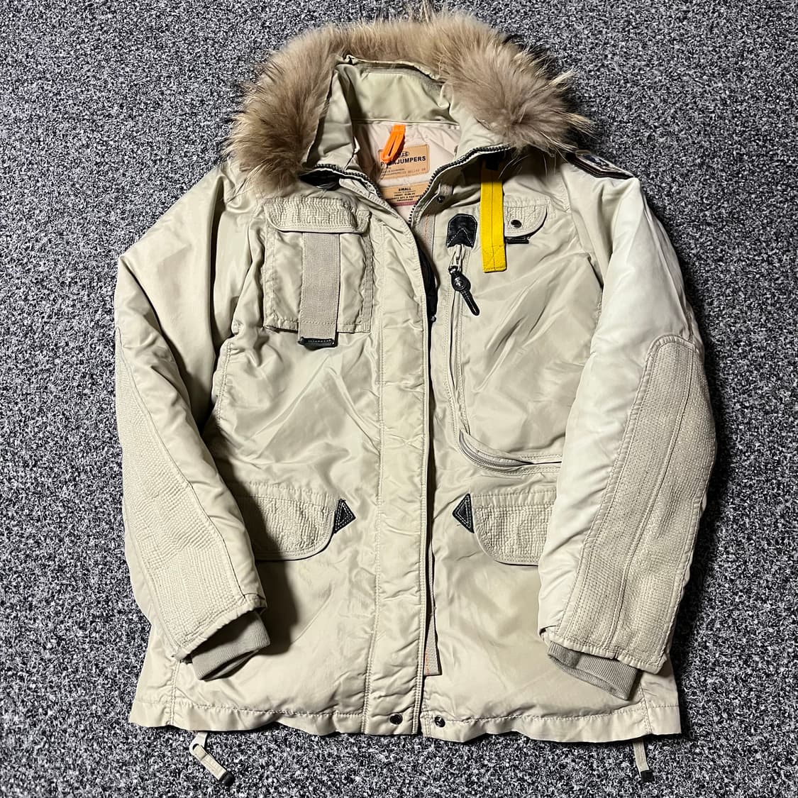 파라점퍼스 코요테 상품이미지1