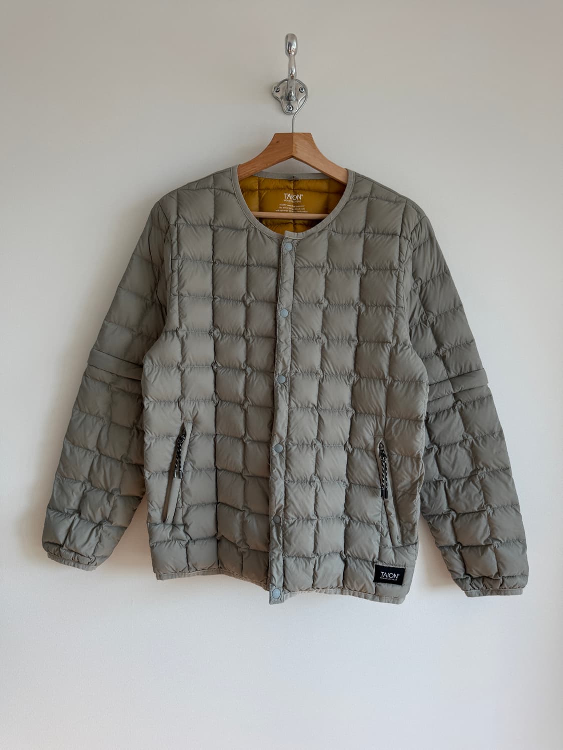 타이온(TAION) 퀼팅 다운 경량 패딩 상품이미지1
