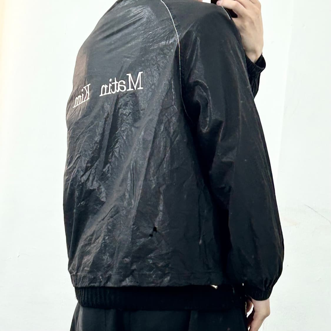 마뗑킴 백로고 나일론 바람막이 자켓 상품이미지3