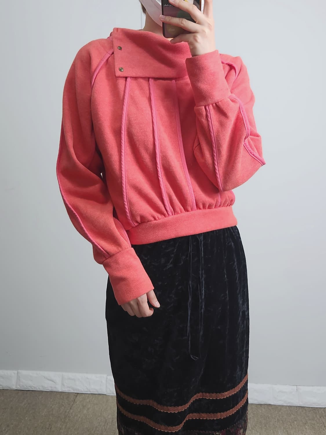 LILY BROWN 크롭 언발 탑 상품이미지2