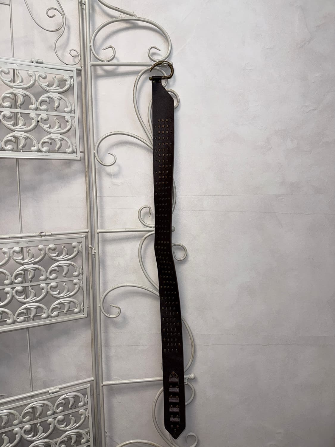 Dark brown bold stud punching hook belt 상품이미지3