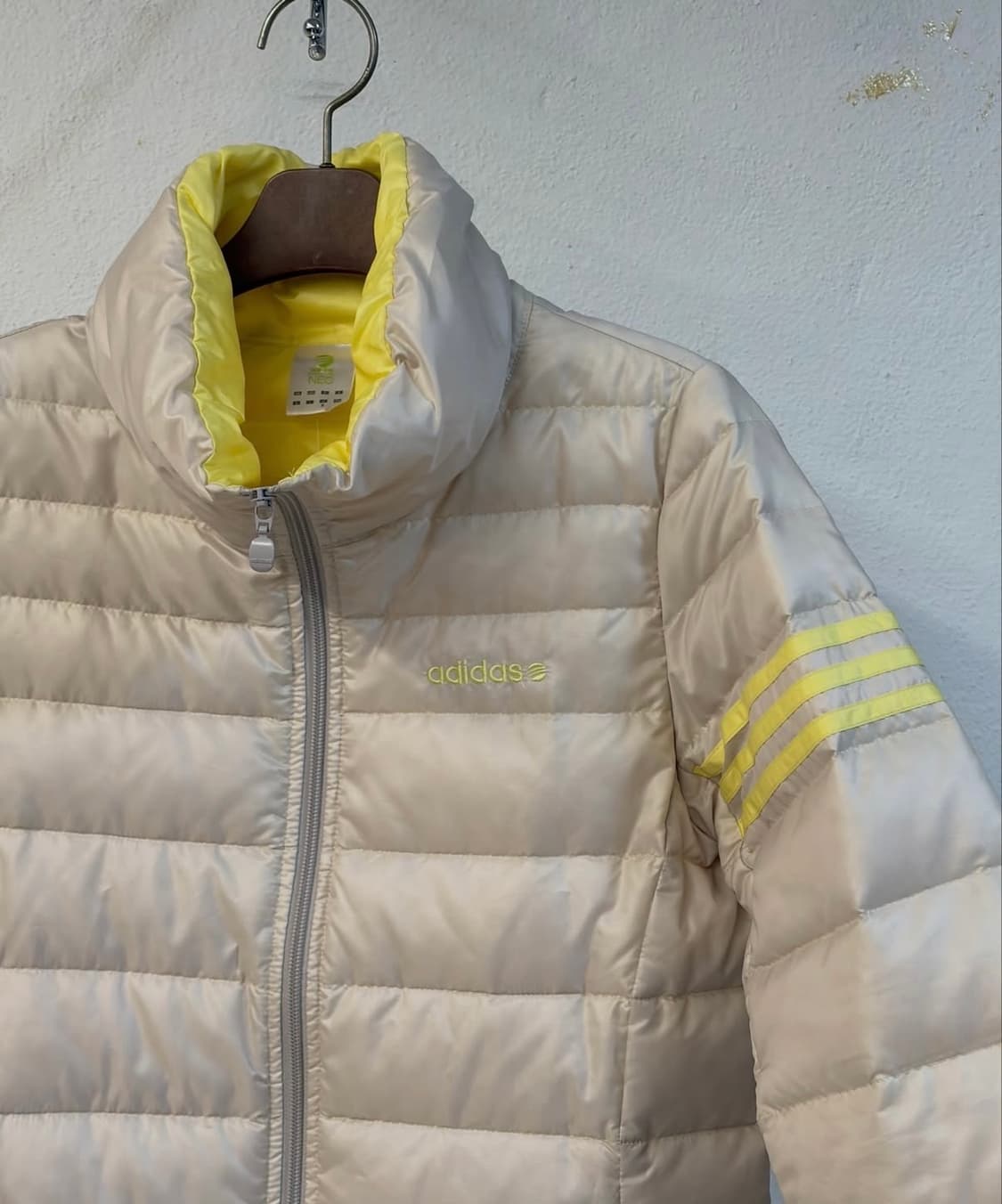 아디다스 경량 패딩 상품이미지5