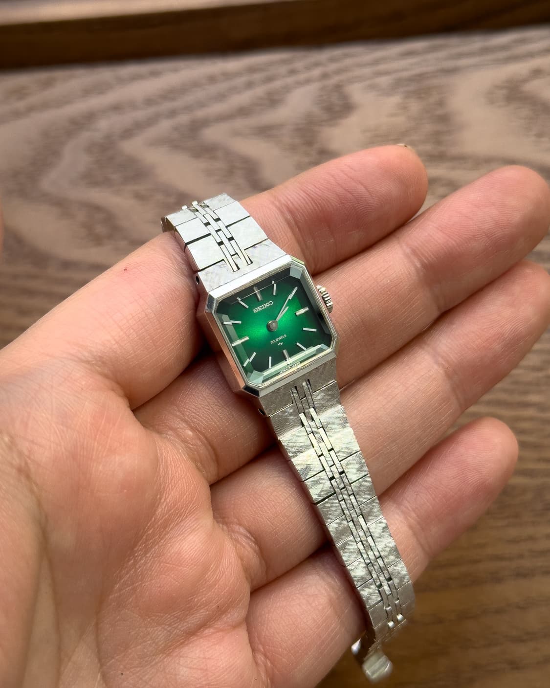 [레어]세이코 그린 그라데이션 컷글라스 20석 수동 시계 17-3330 상품이미지5