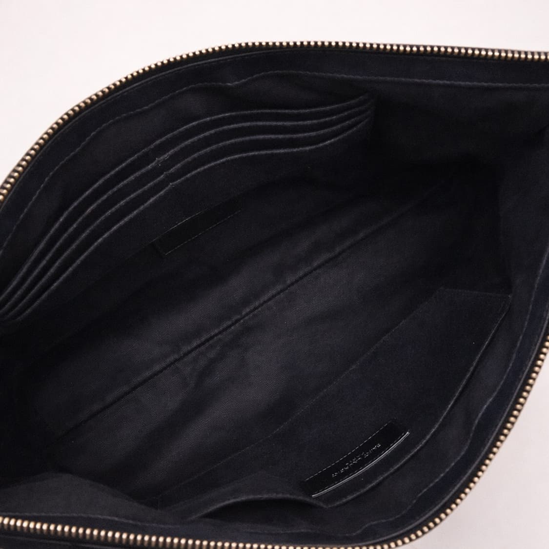 [S급] 생로랑 &실버 메탈 카산드라 마틀라세 파우치 판매합니다!!! 상품이미지3