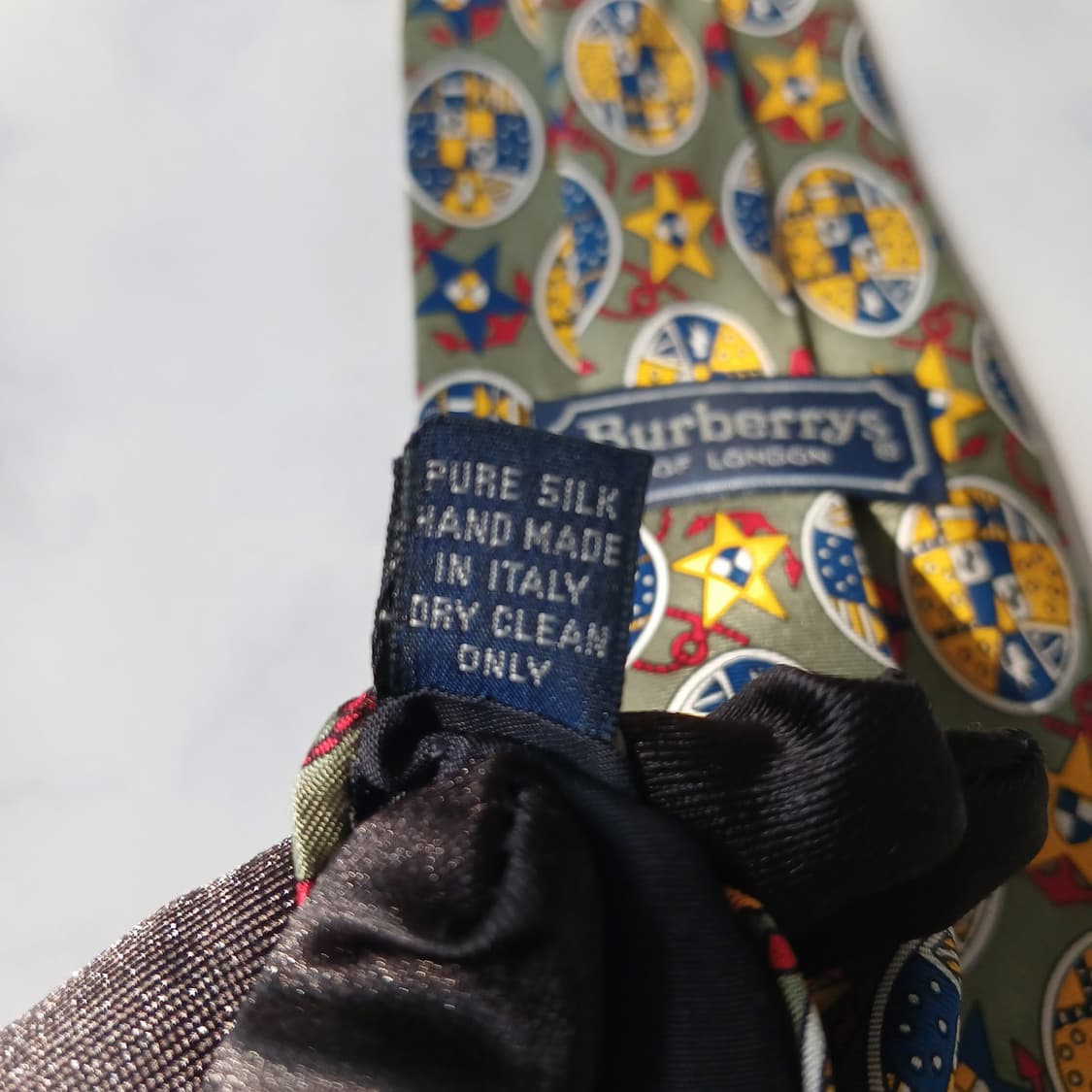버버리 실크 올리브그린 문장 패턴 넥타이 9.6cm A등급 E771 상품이미지7