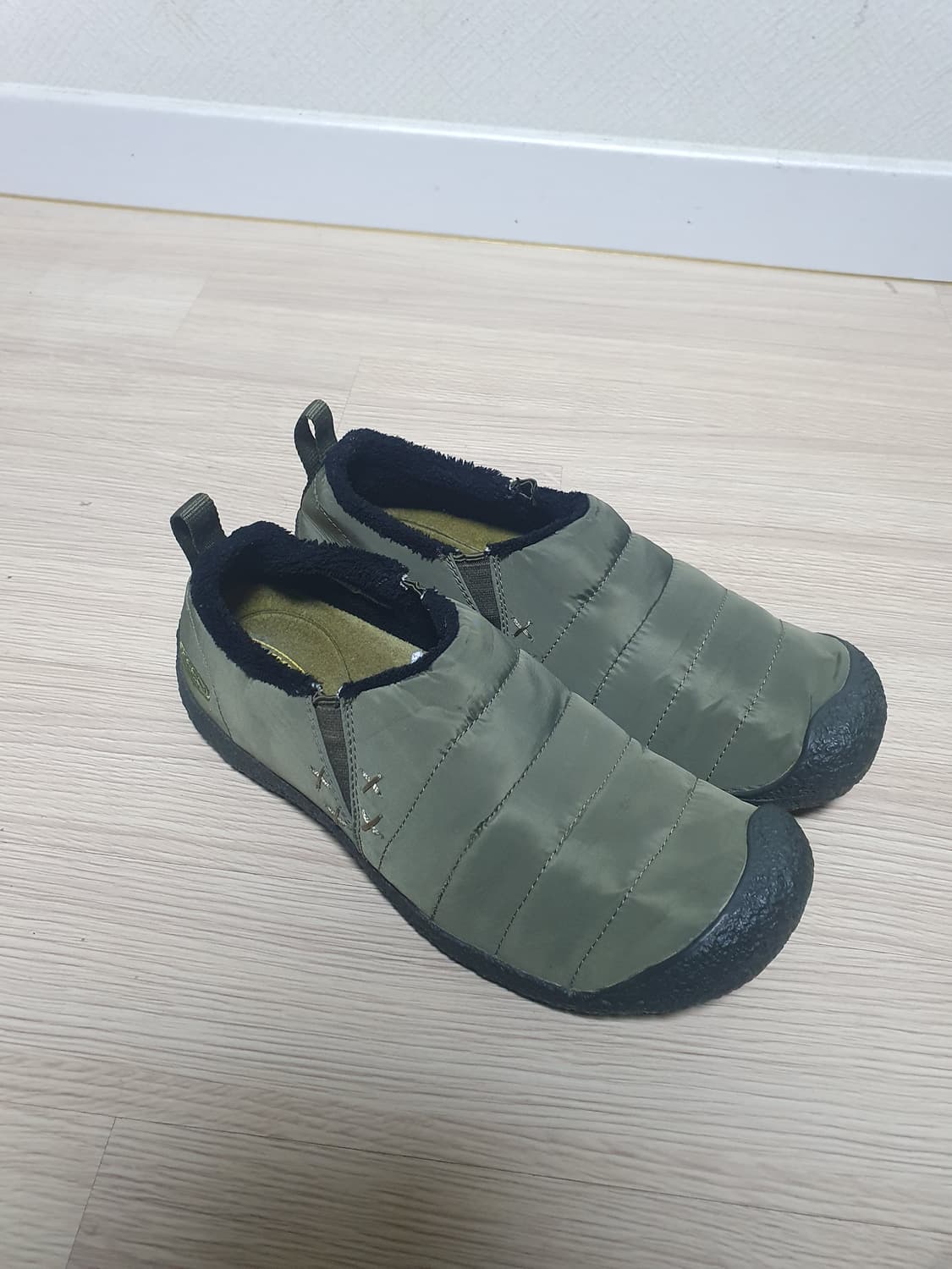 킨 KEEN 패딩 슬립온 그린 270 상품이미지2