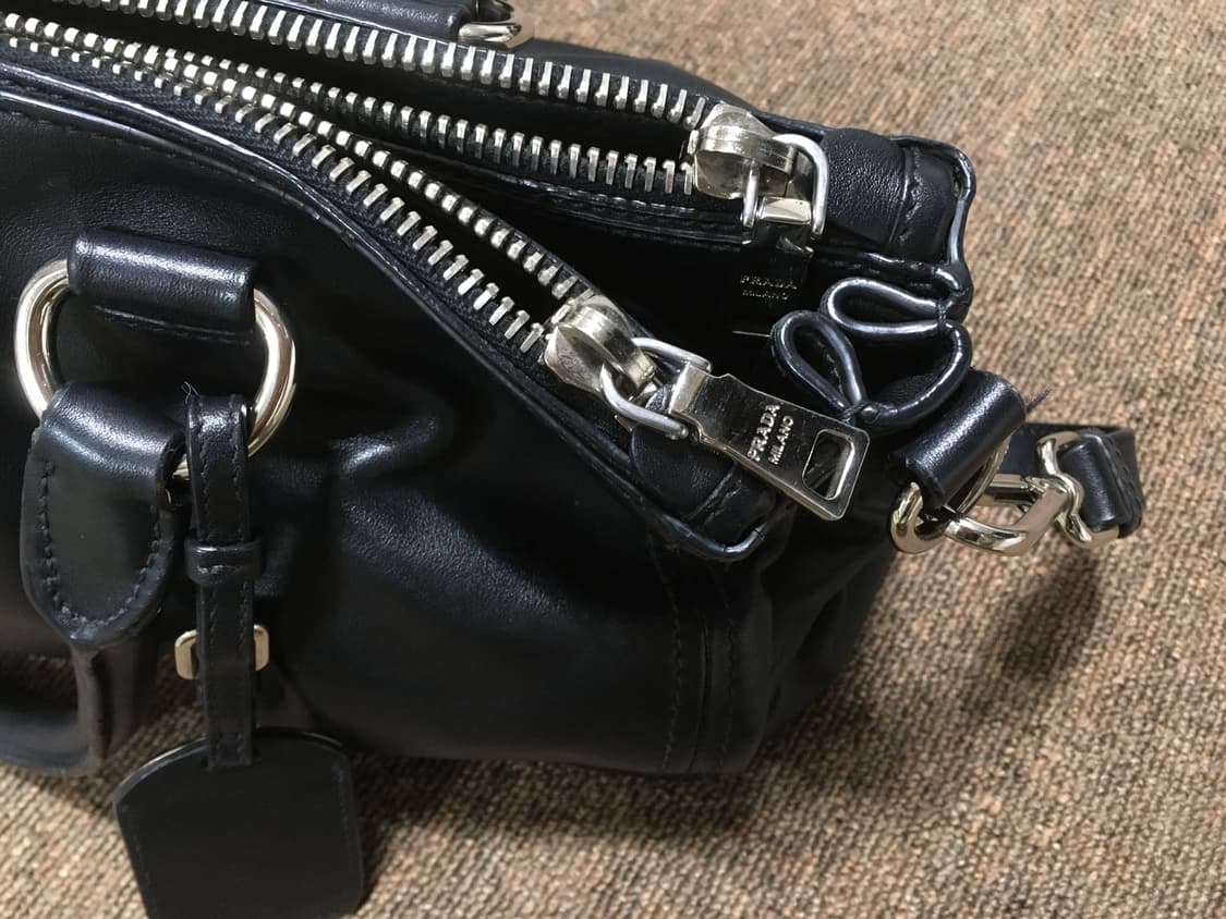 프라다 소프트 카프스킨 토트백 상품이미지3