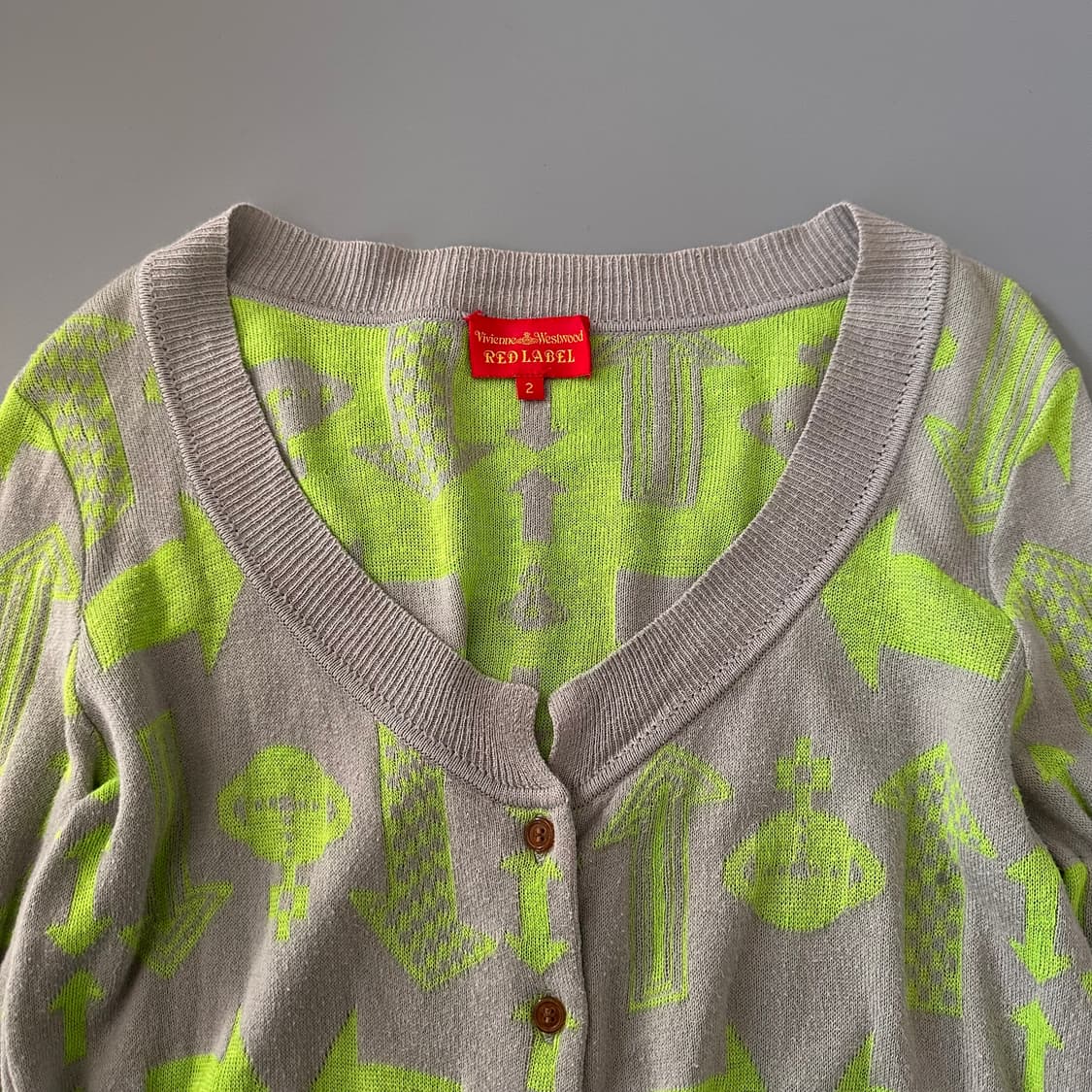 비비안 웨스트우드 orb로고 여성 가디건 상품이미지3