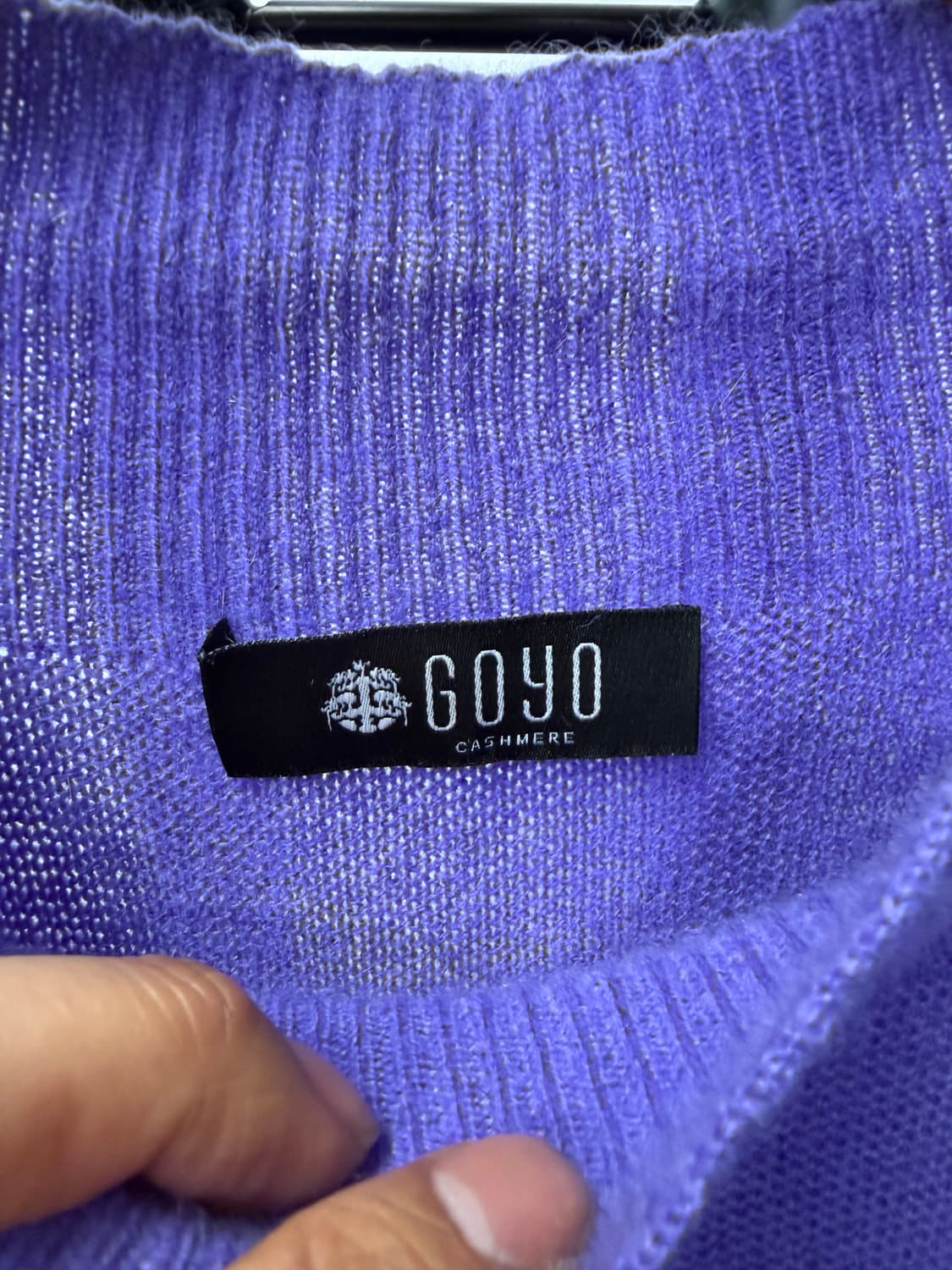 정품) 고비 23ss 캐시미어100 퍼플 라운드넥 니트 55 상품이미지7