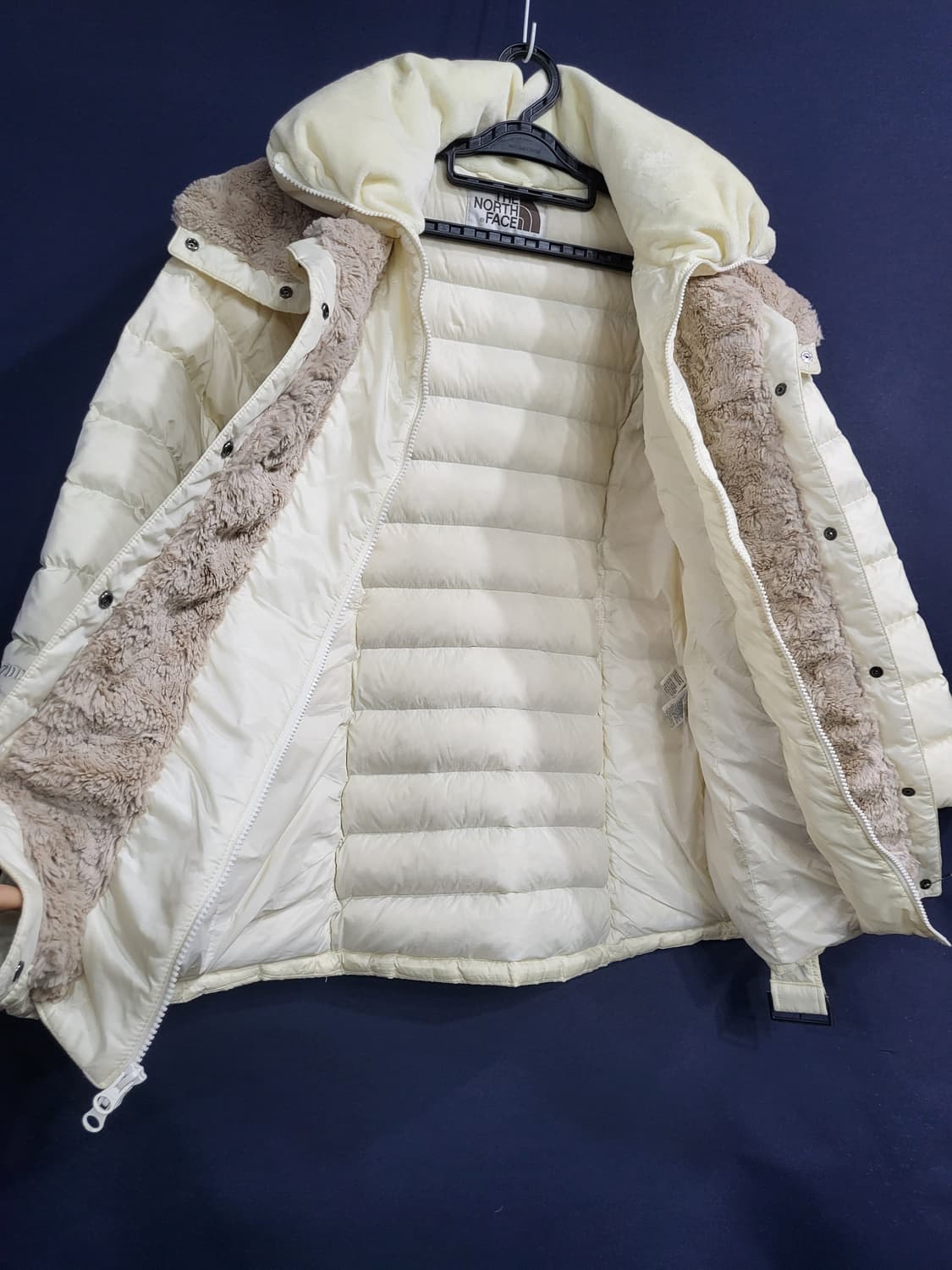 노스페이스 구스다운 700필파워 벨트패딩 상품이미지3