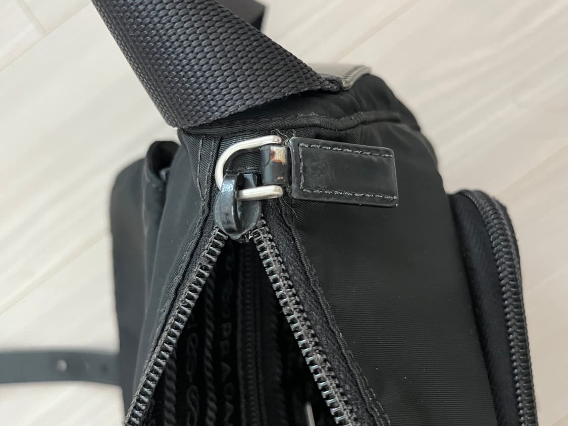 프라다 메신저백 크로스백 주우재백 상품이미지10