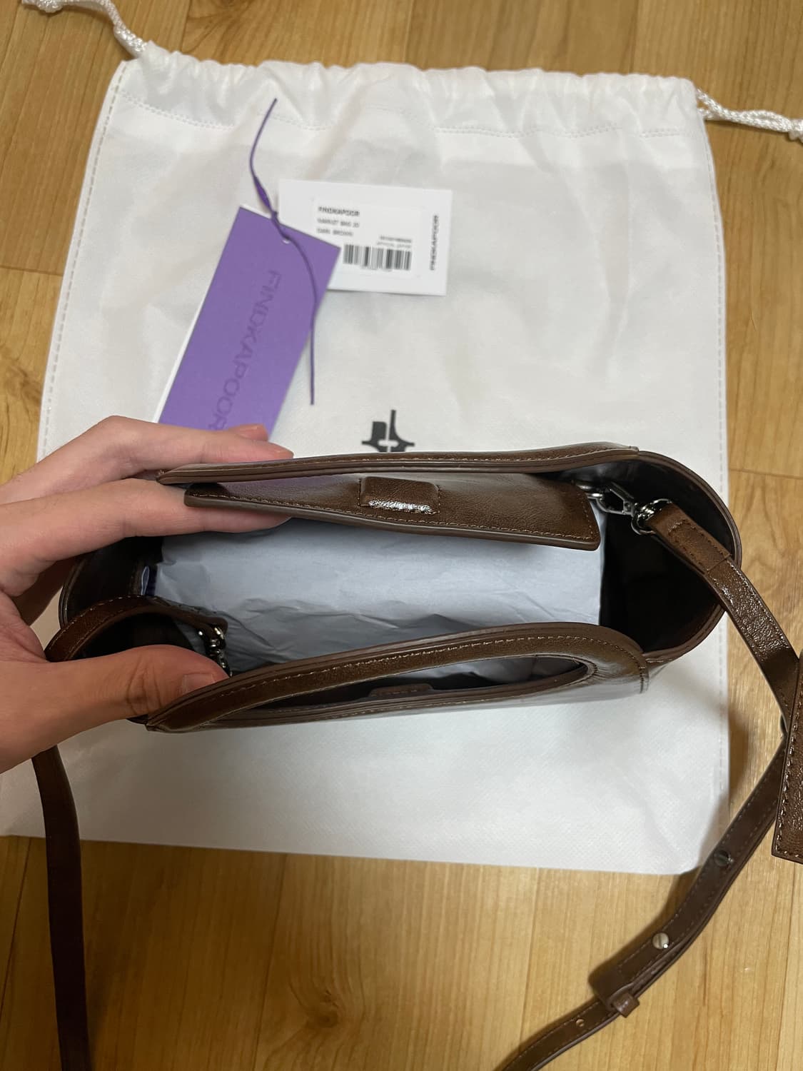 파인드카푸어 마켓백 20 다크브라운 새상품 상품이미지10