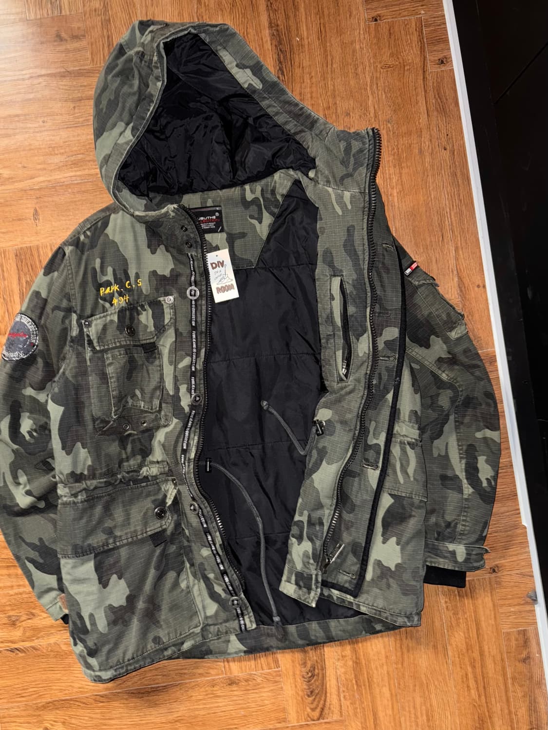 후부 밀리터리 카모 디테일 야상점퍼  상품이미지2