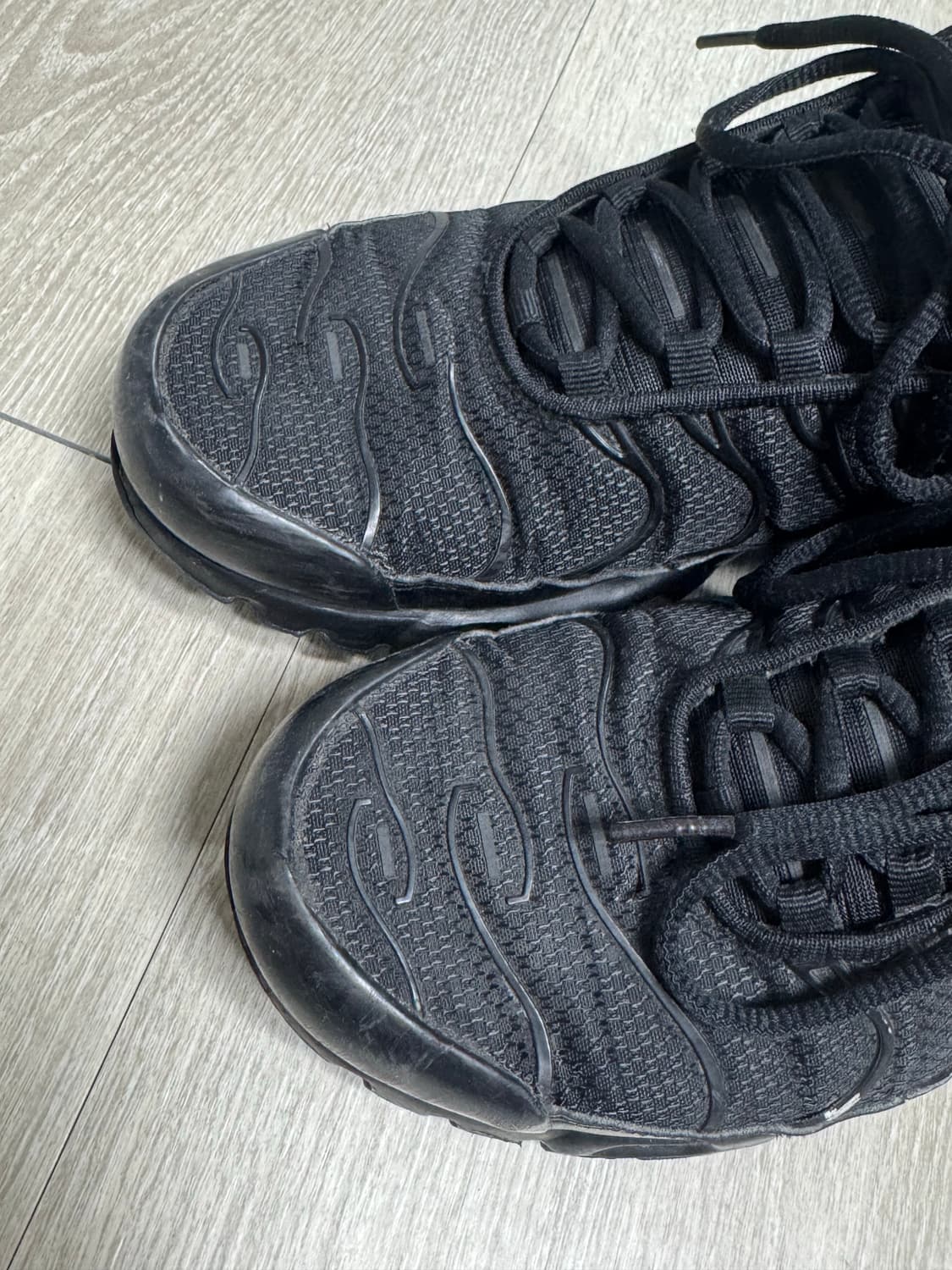 나이키 tn 에어맥스 플러스 트리플블랙 260 상품이미지5