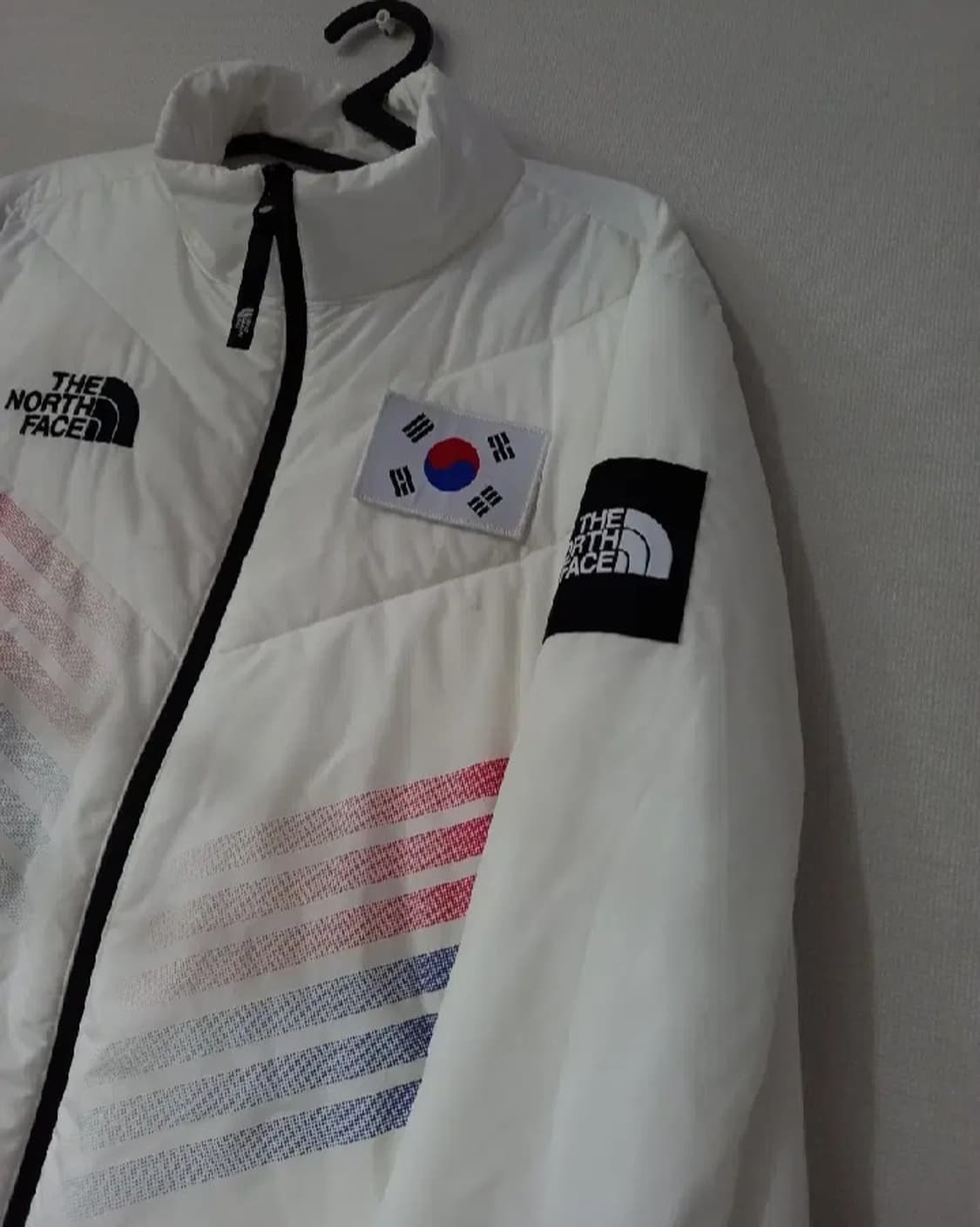 새상품 노스페이스 팀 코리아 국대 패딩 100/L 상품이미지2