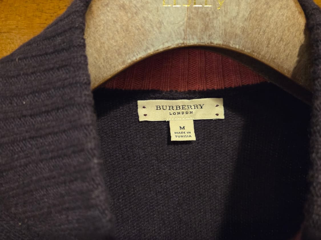 버버리 클래식 짚업니트 상품이미지7