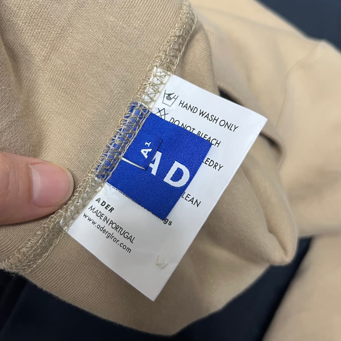 아더에러 후드티셔츠 A1 상품이미지4