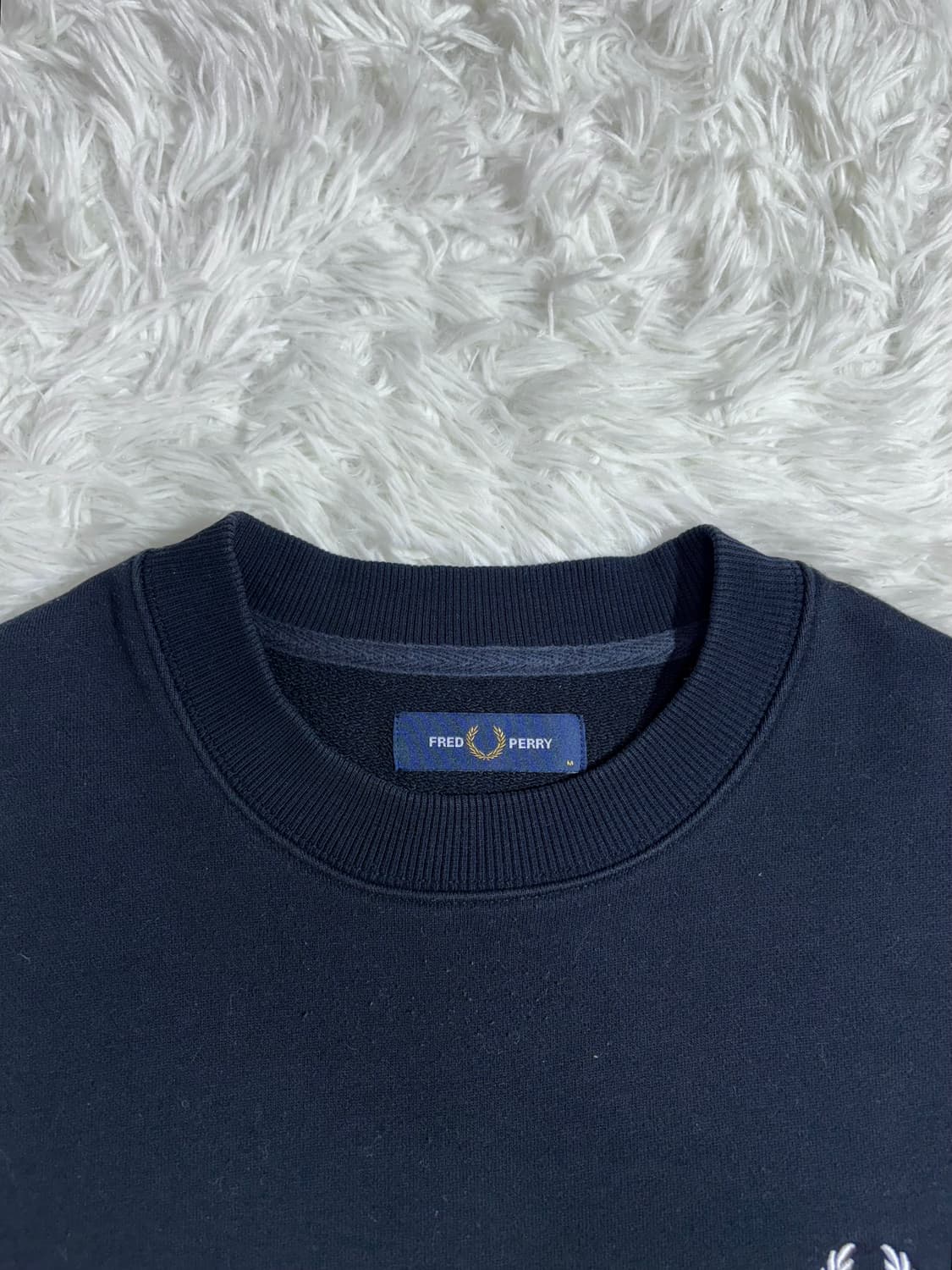 프레드페리 블랙 스몰로고 맨투맨  상품이미지7